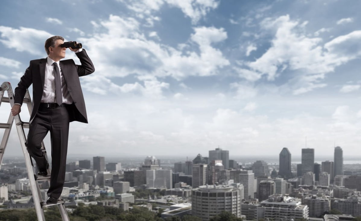 Why do we need to take Headhunting in Dubai into consideration as employers?