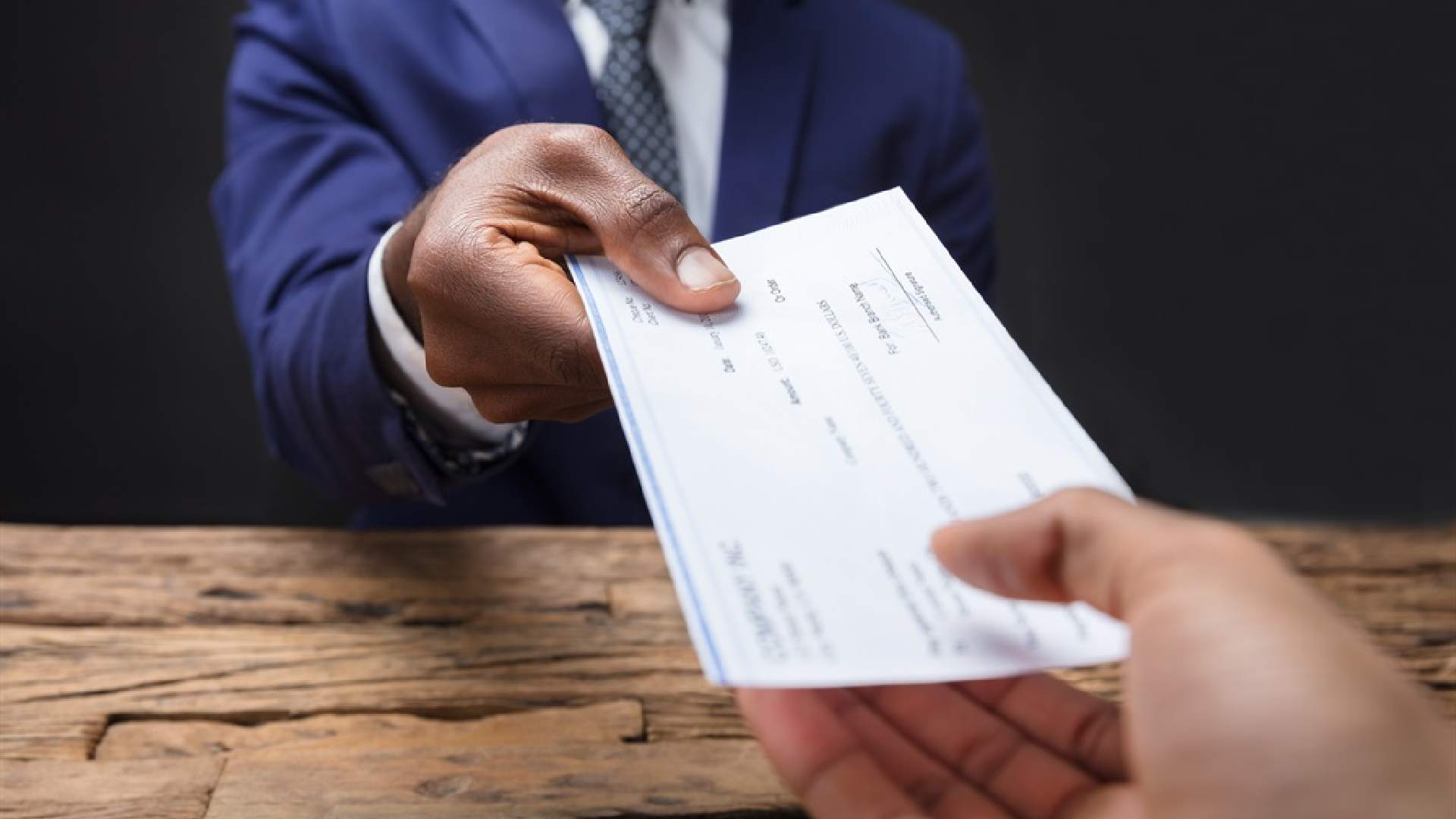 salary certificate format UAE 