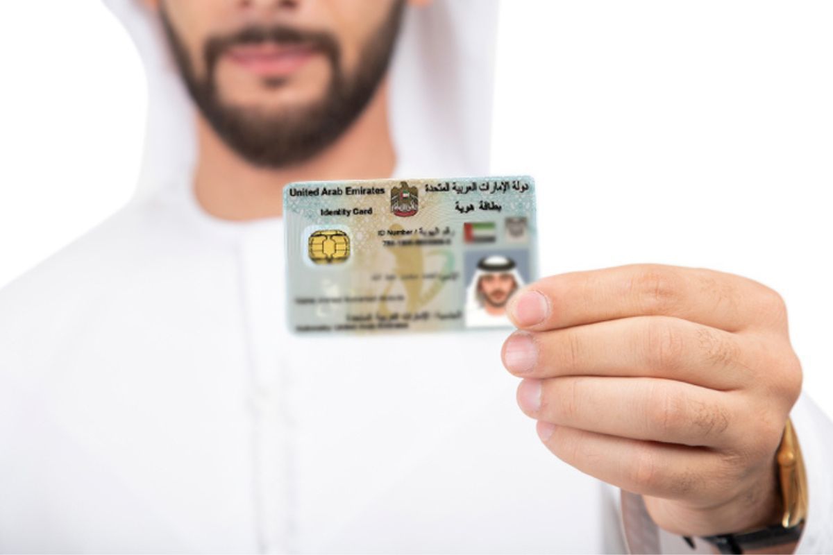 emirates ID tracking emirates post