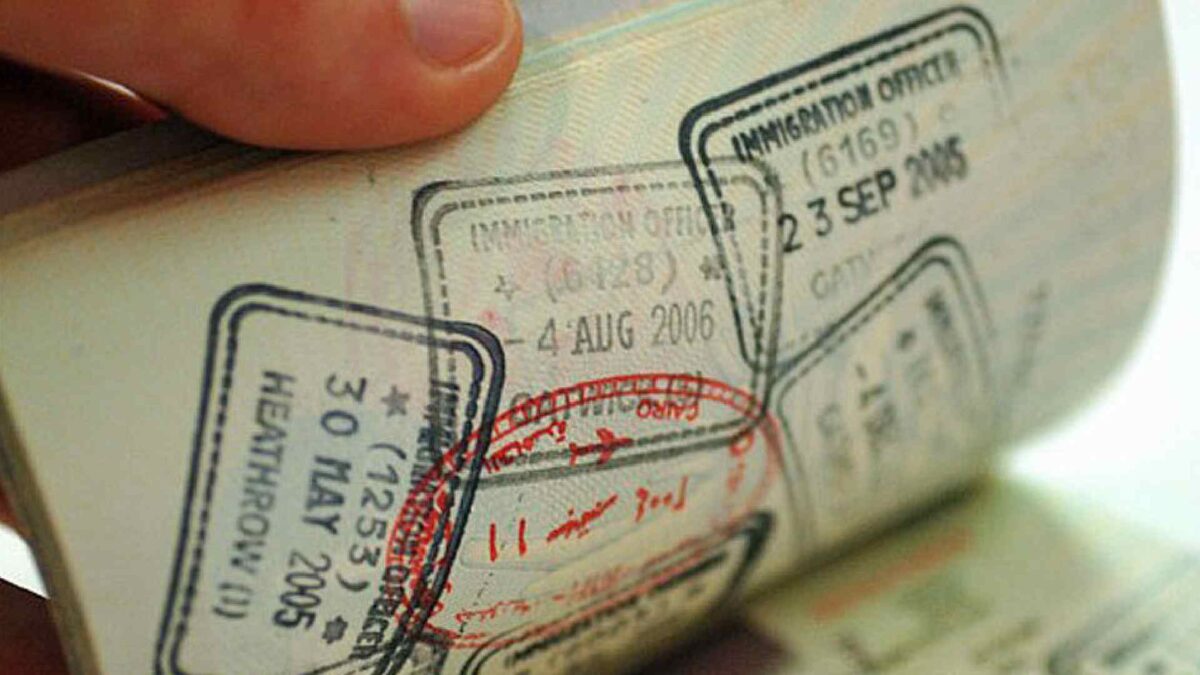 Bahrain visit visa status 